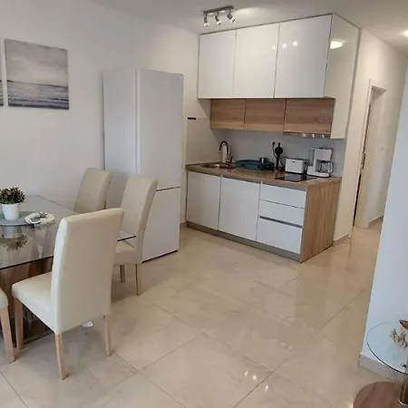 Sun Apartment, Island Rab Apartament Banjol